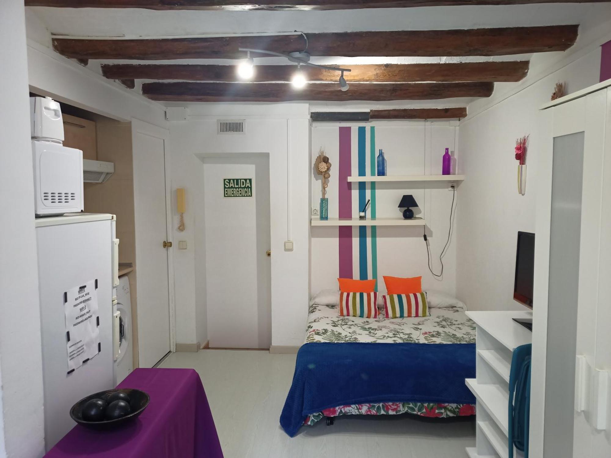 Estudio Con Balcon Plaza Espana Barcelona Exterior foto